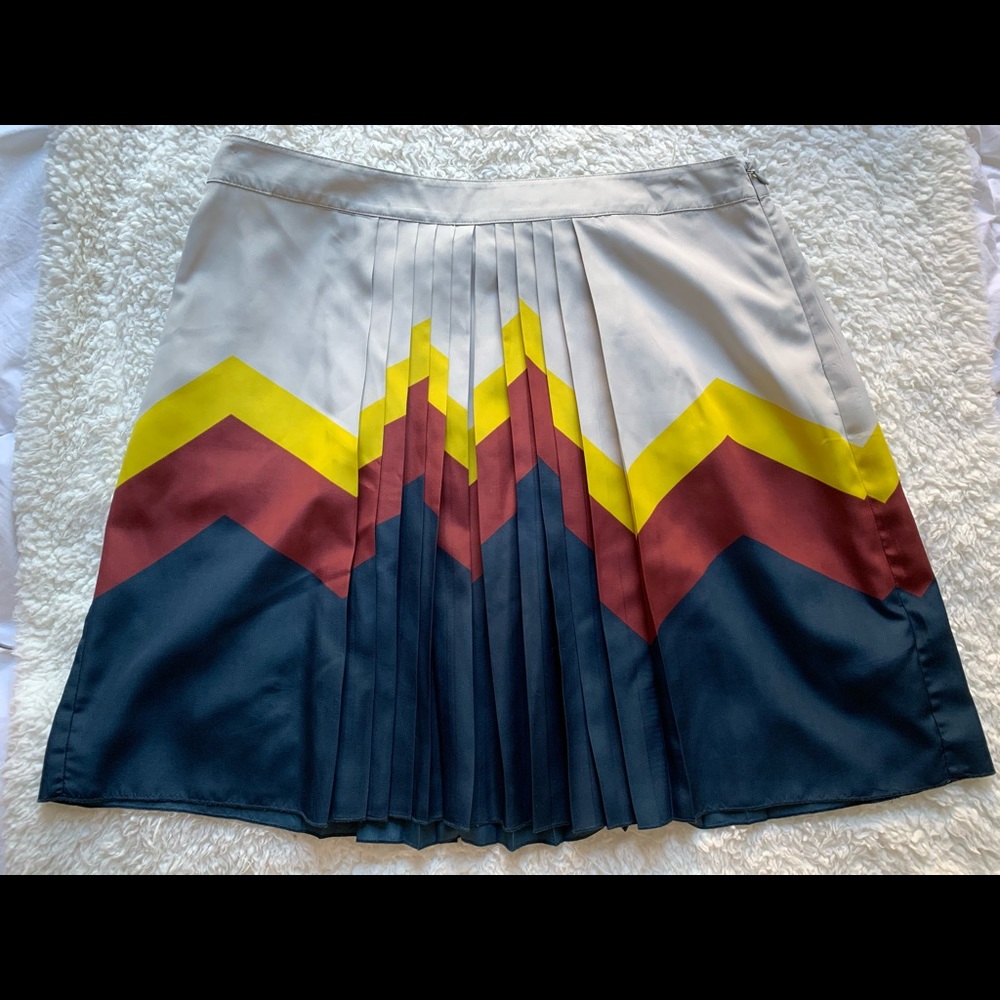 Pleated A-line skirt with side zipper!